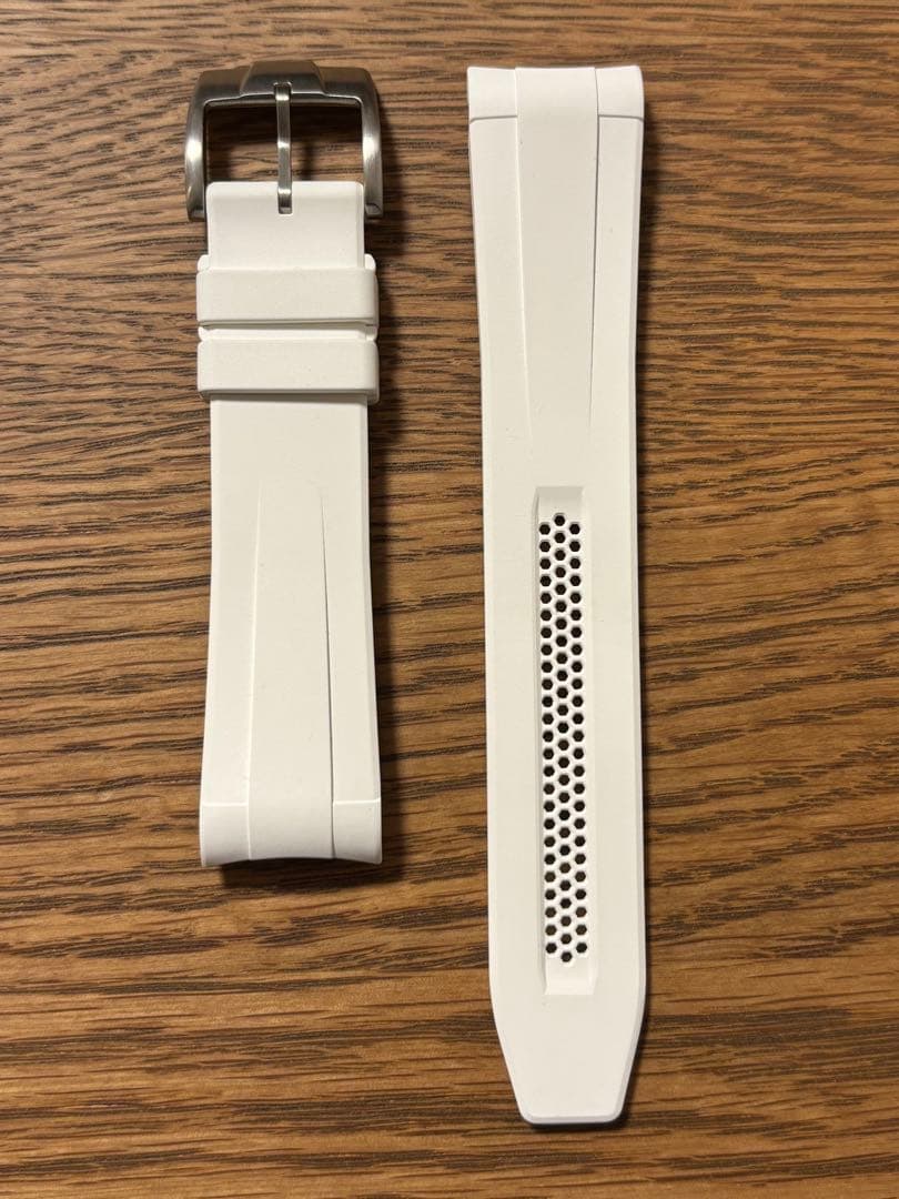 【着用1回】定価4.2万ROLEXデイトナ用 極美RUBBER B 【尾錠付】