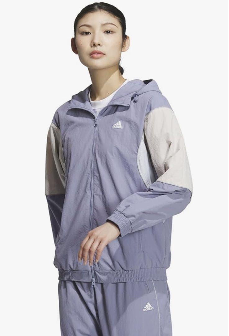 新品　adidas 上下セット　ウィンドブレーカー　ウーブン素材　アディダス