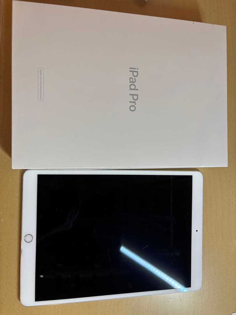 iPad pro 10.5インチ　Wi-Fi 64GB