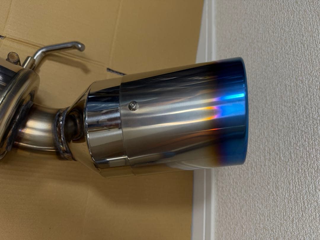 フェアレディZ Z34 マフラー ROSSO MODELLO（ロッソモデロ）