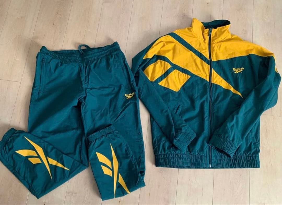 リーボックトラックナイロンセットアップ⭐︎美品⭐︎