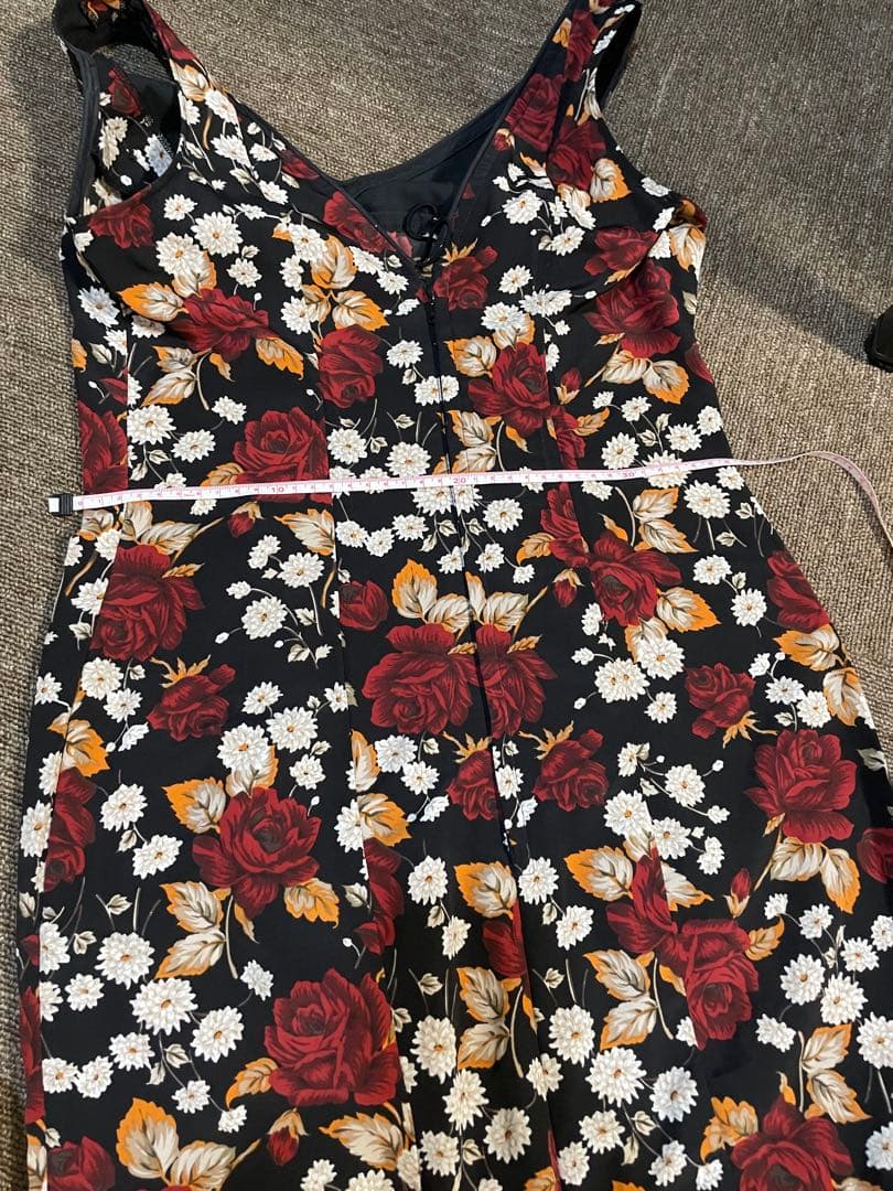 フラメンコ衣装　ワンピース・シージョ２点つき