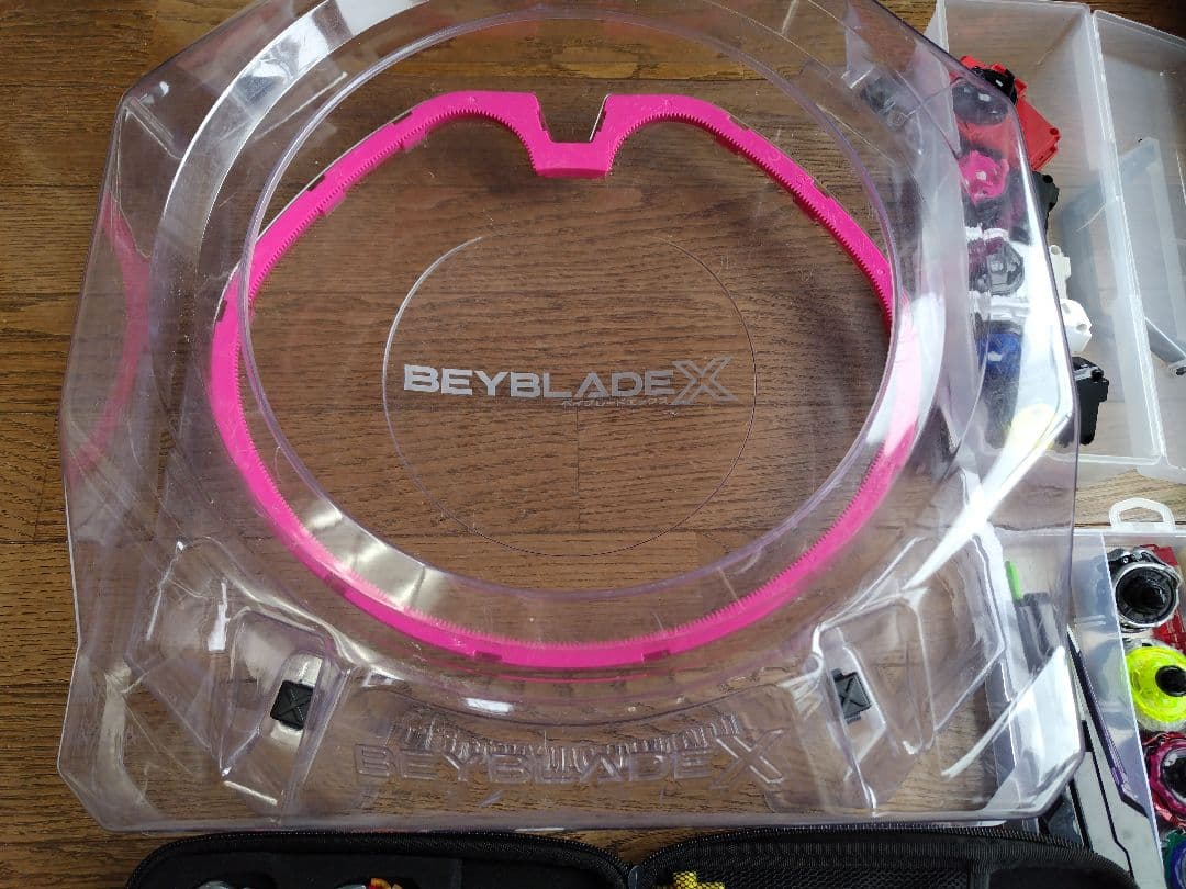 ベイブレードX　まとめ売り　ギアケース　引退　スタジアム　ランチャー　収納ケース