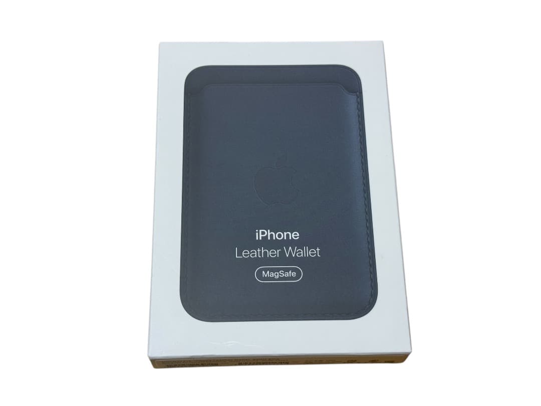 アップル純正　magsafe対応iphone レザーウォレット 【新品未使用】