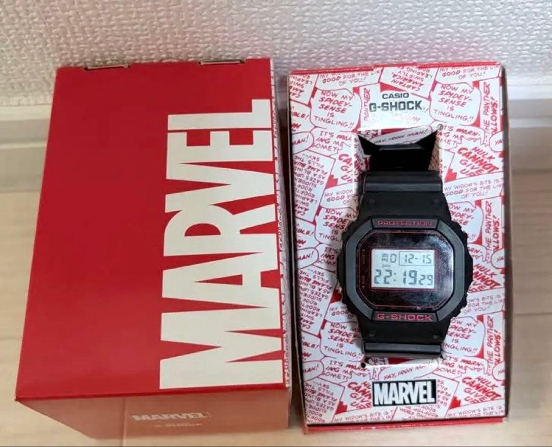 ディズニーストア限定 MARVEL コラボ G-SHOCK 箱付き