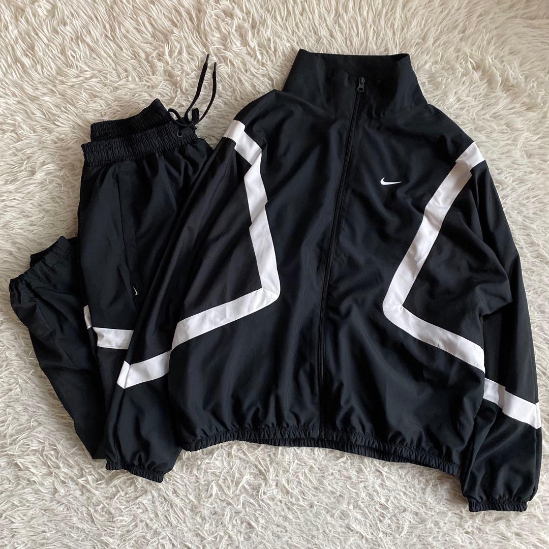 @NIKE ウーブン　上下セットアップ　L 黒　白