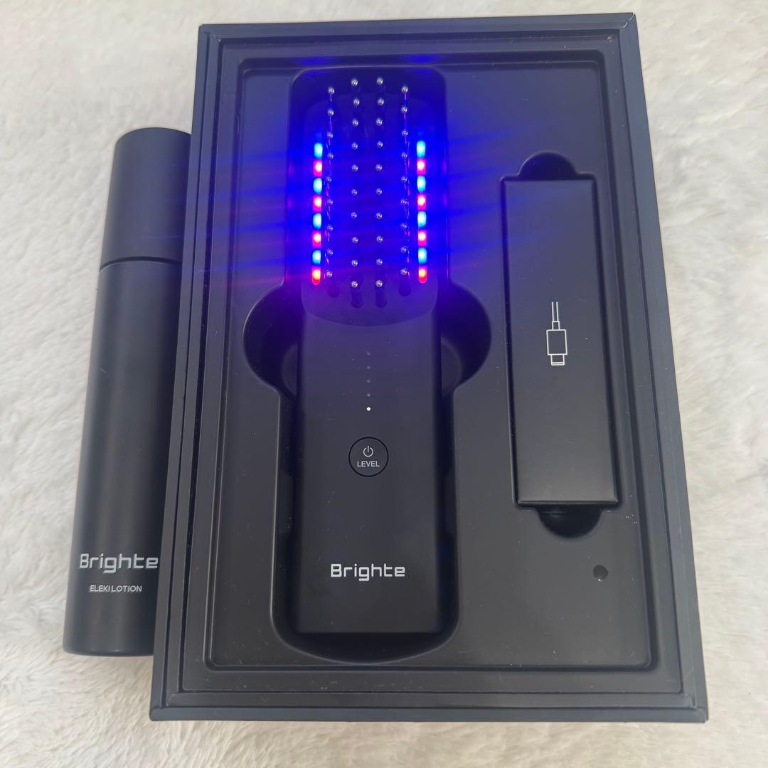 人気商品 保証書付 Brighte エレキブラシ　美顔器　佐々木希