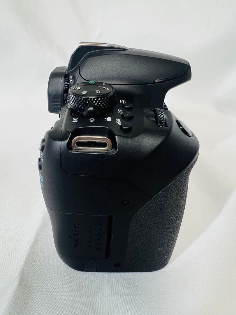 【美品】Canon EOS Kiss X10i ボディ 管理：#CAM001
