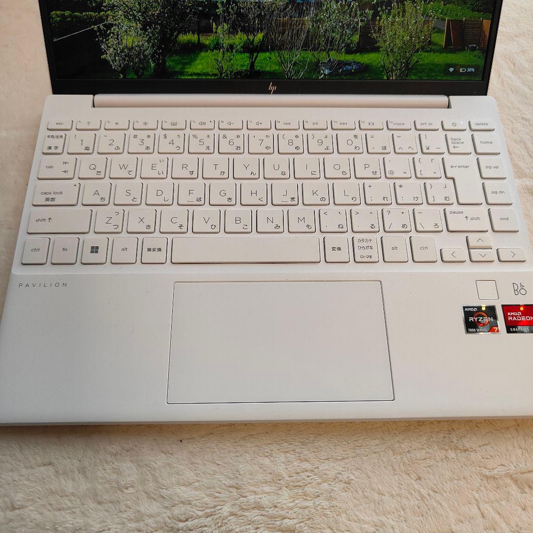 HP Pavilion Aero 13be-2000　Ryzen7 16GB