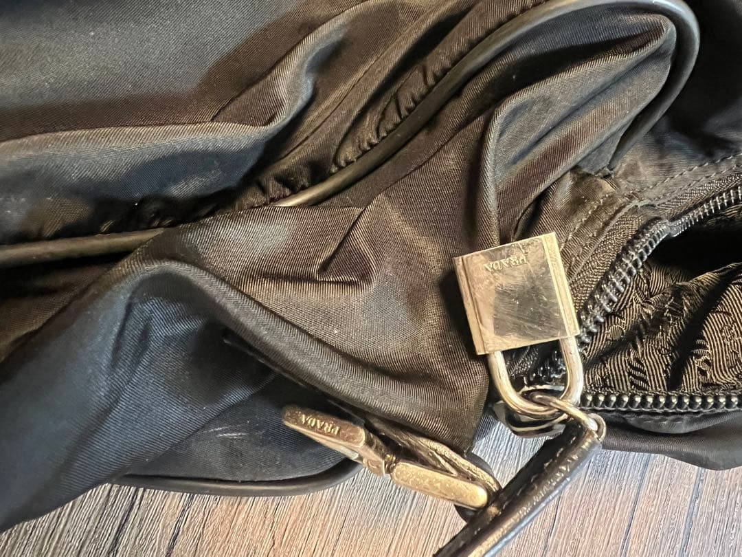 PRADA プラダ ボストンバッグ ハンド トラベルバッグ 黒