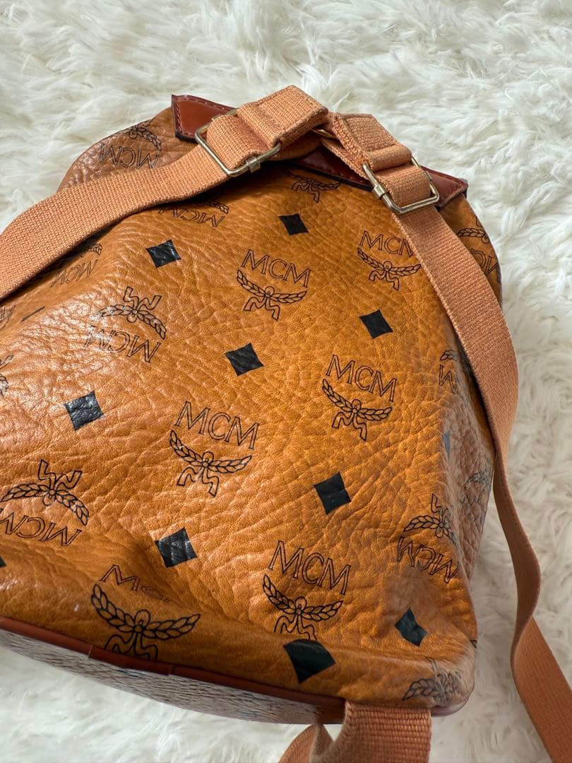 MCM ミニリュック　巾着　ブラウン　ロゴ総柄