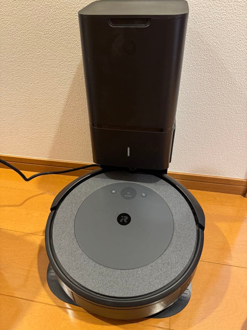ルンバi3+ ロボット掃除機　アイロボット