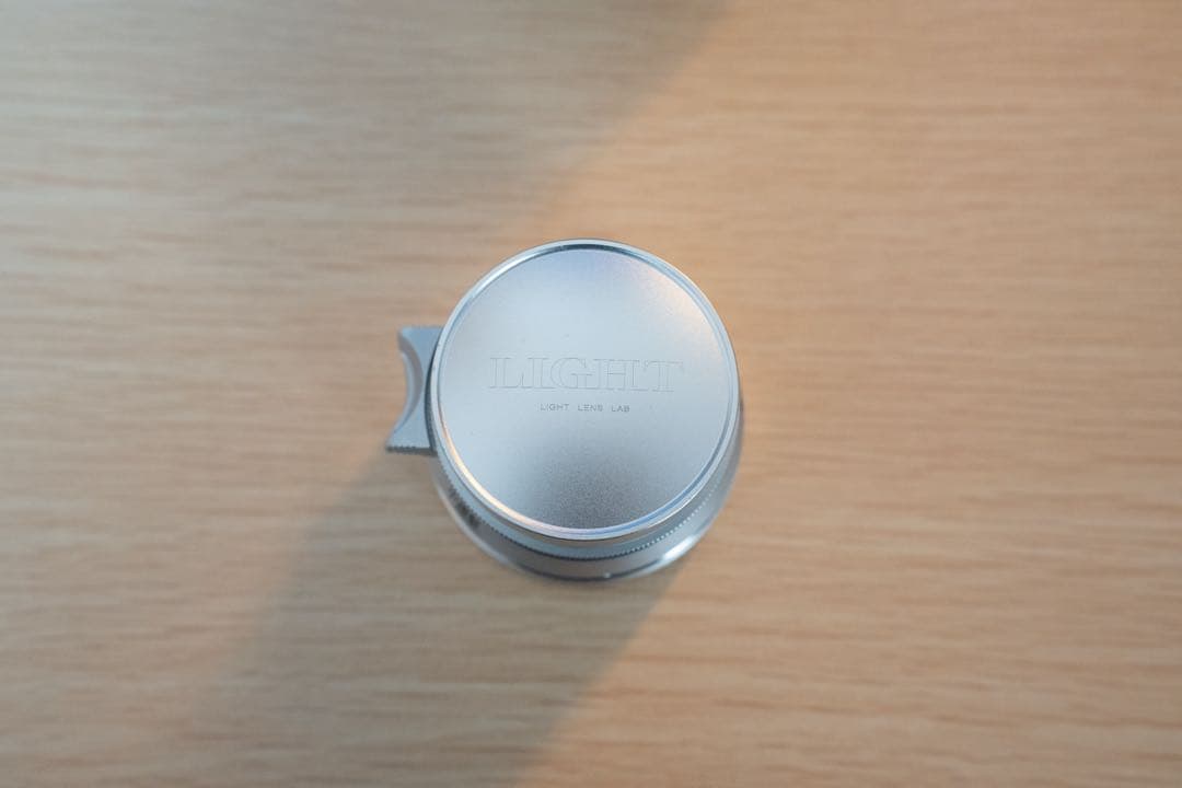 Light lens lab 35mm F2 ライカM シルバー