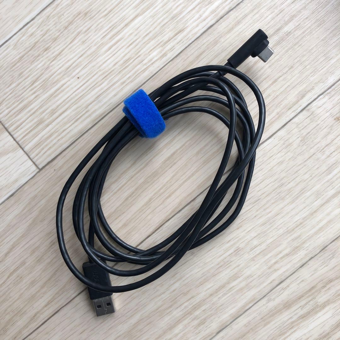 Wacom Intuos Pro ペンタブレット 本体　Small