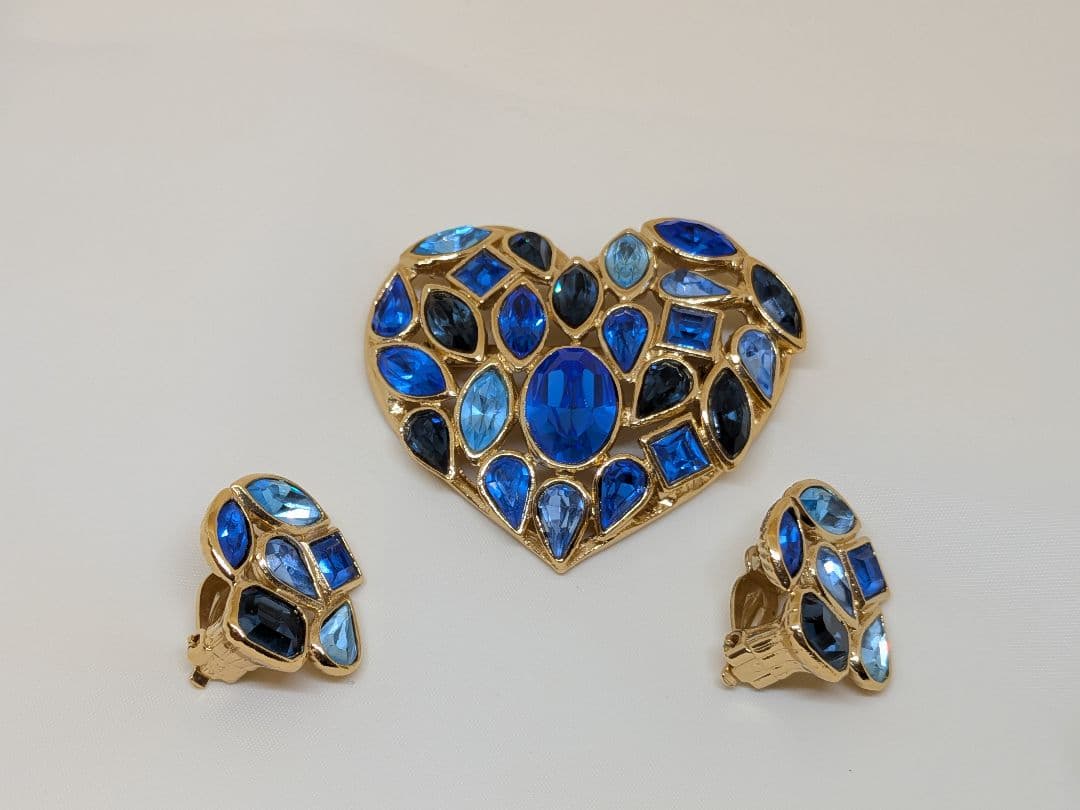 ヴィンテージ イヴ・サンローラン ブローチ イヤリング セット ハートモチーフ