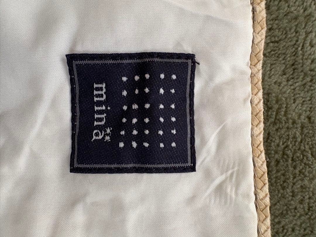 minä ベージュタンバリン台形スカート