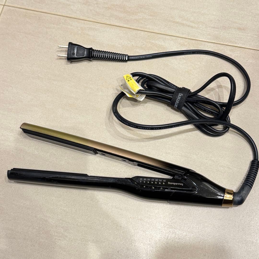 ヘアビューロン 4D Plus ストレートアイロン