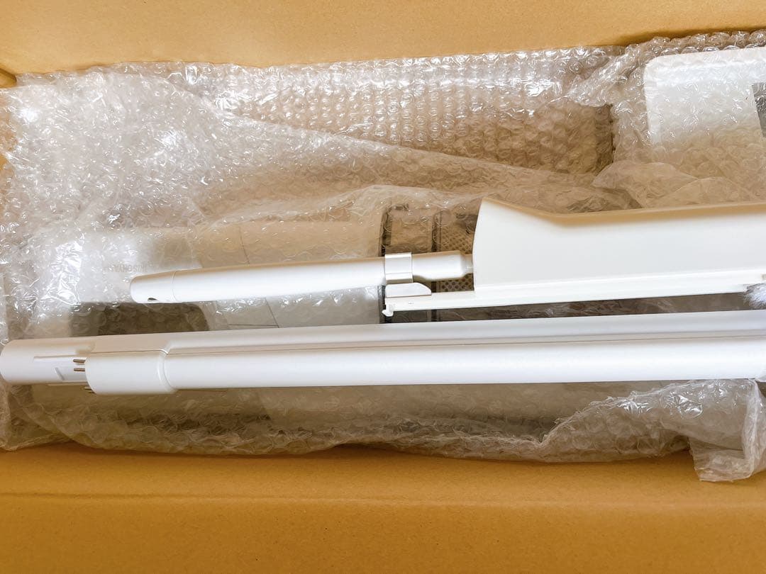 アイリスオーヤマ 充電式サイクロンスティッククリーナー SCD-210P-W