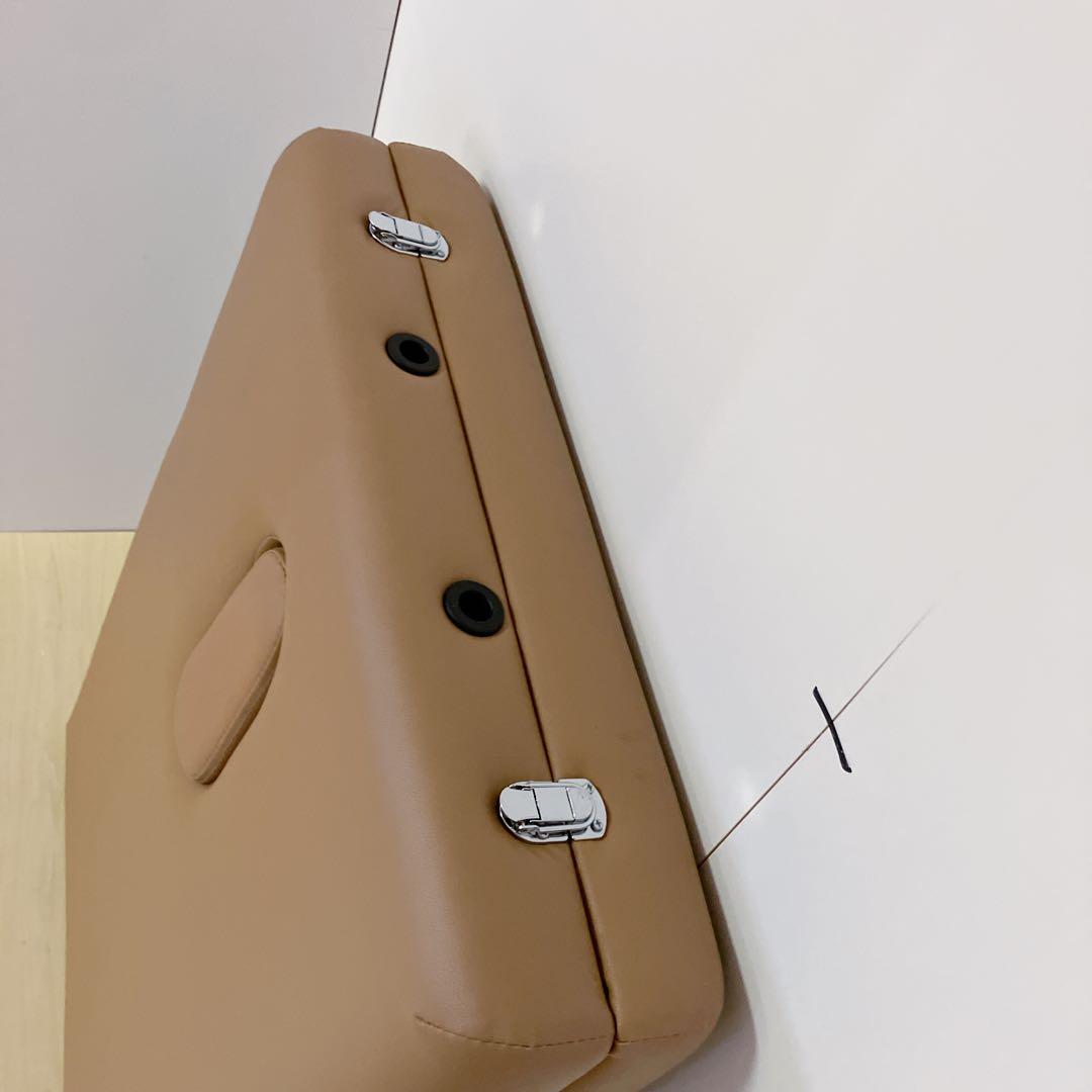 SEVEN BEAUTY セブンビューティー　エステベッド　マッサージベッド