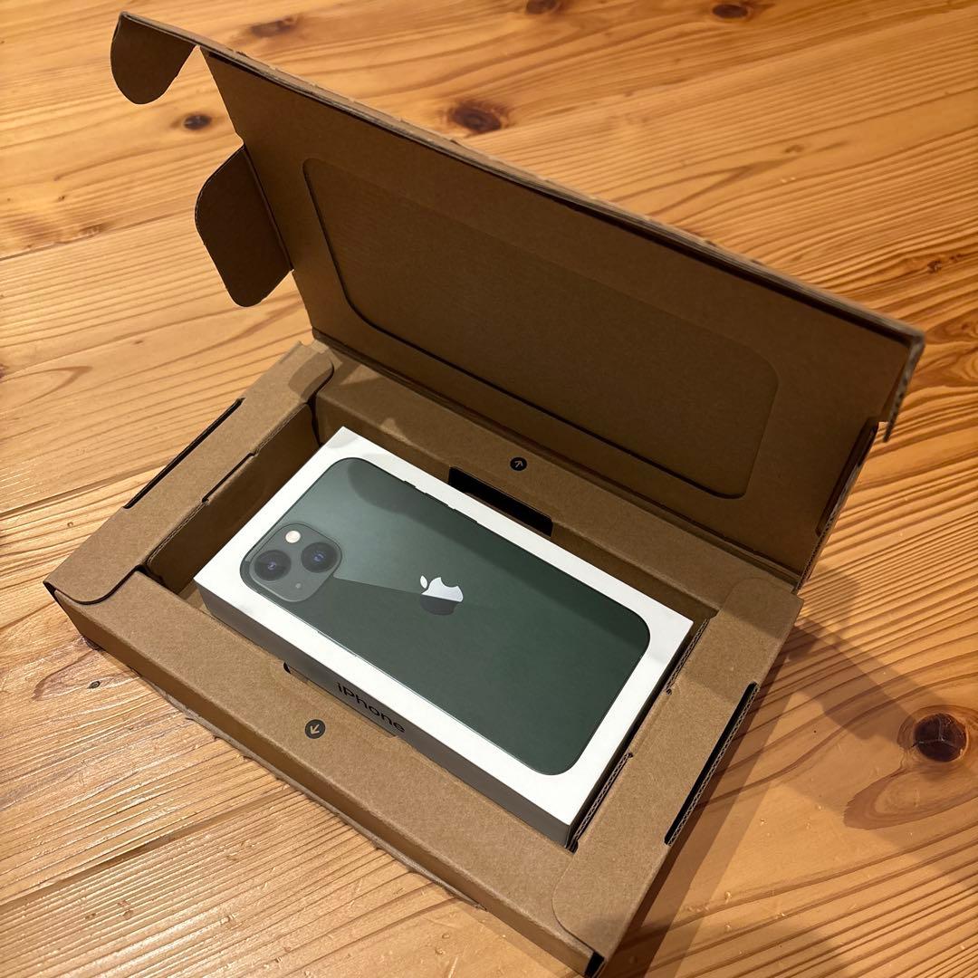 やまやま 【美品】Apple iPhone 13グリーン 本体 256G