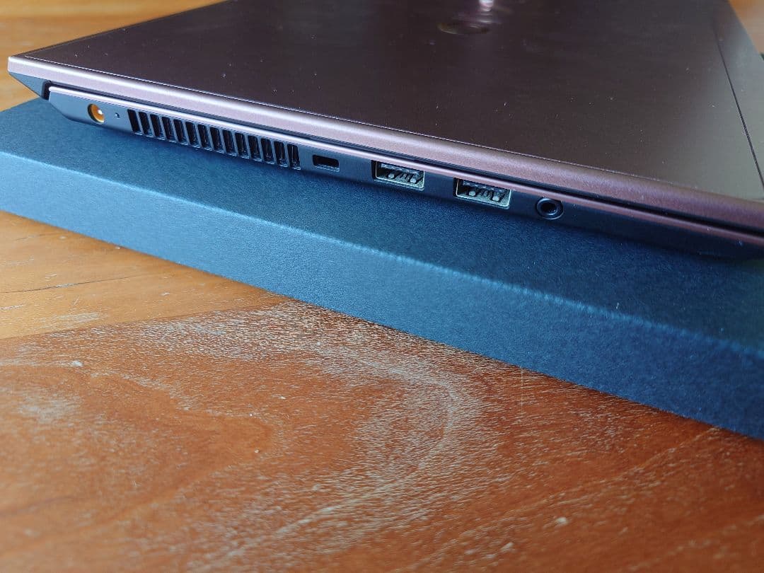 VAIO SX14 Corei5 メモリ8GB オフィス　資材全て有