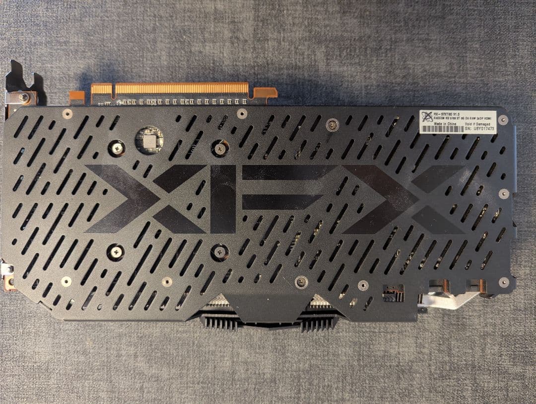 グラフィックボード・グラボ・ビデオカード XFX Radeon RX5700XT