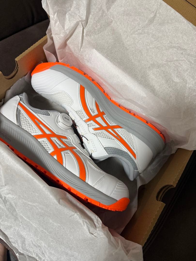 2/9までasics サイドBOA 安全靴　ローカット　26.5