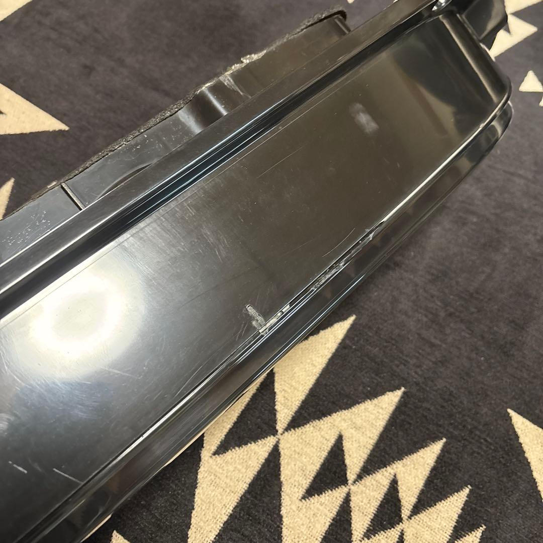 ハイエース 200系　テールランプ LED HELIOS ヘリオス　左右セット