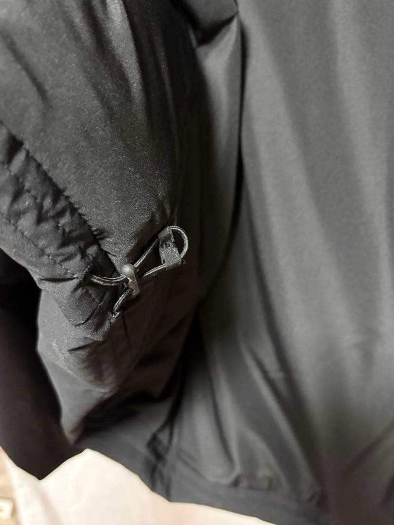 ⭐️新品⭐️UNIQLOシームレスダウンパーカー