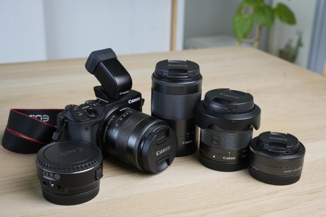 EOS M3 トリプルズーム＋単焦点＋EFアダプタ