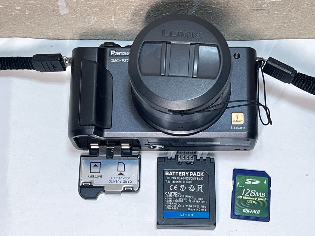 パナソニック LUMIX DMC-FZ2 デジタルカメラ