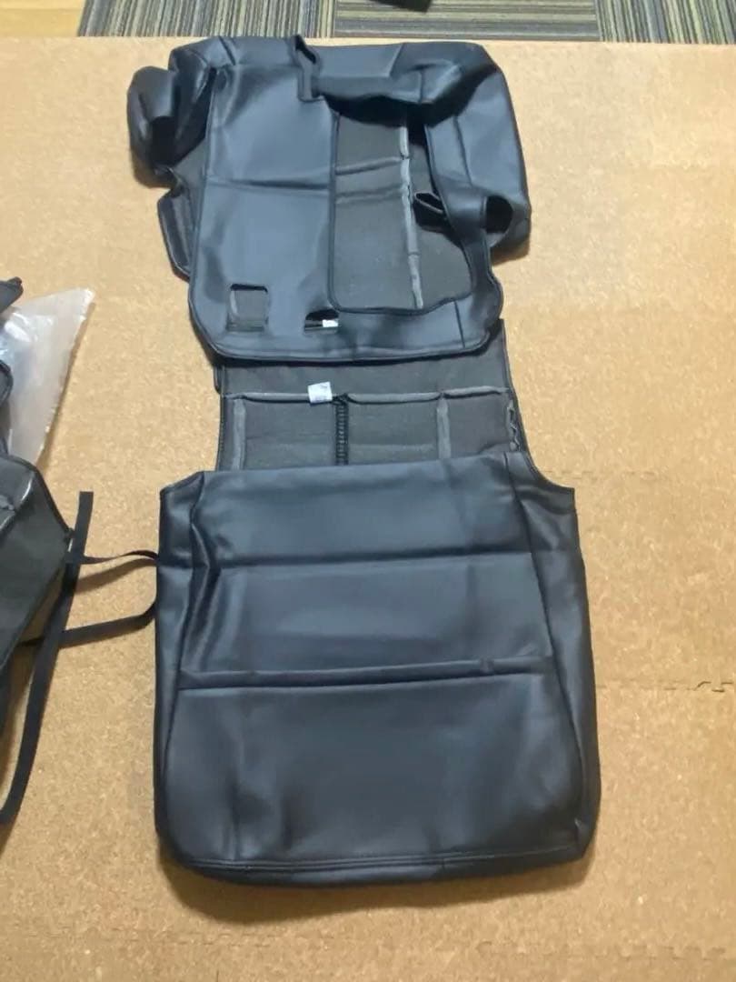 合皮シートカバー黒　アル＆ヴェルファイア20７人乗り用　ジャンク