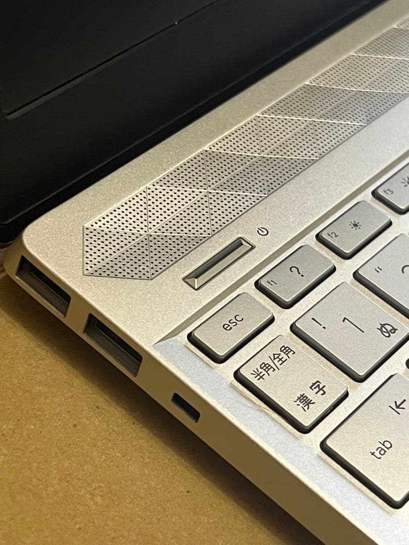 HP Pavilion Laptop 13.3インチ メモリ8GB&256GB