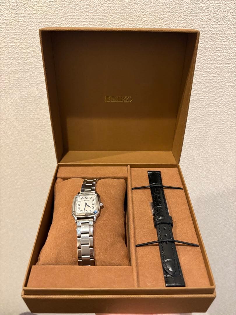 SEIKO 腕時計 替えベルト付き