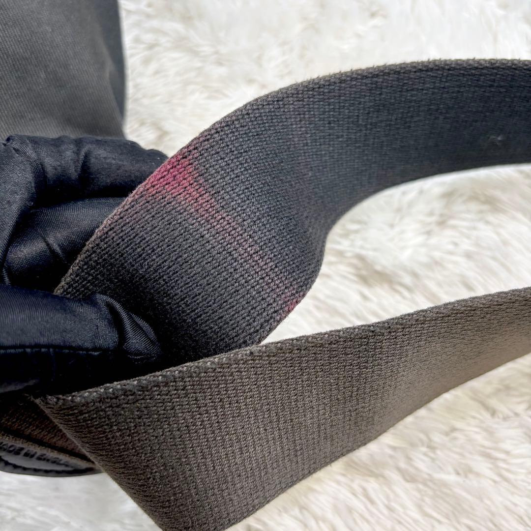 【定番】 ブレディ 黒 ショルダーバッグ アリエルトラウト メッセンジャー