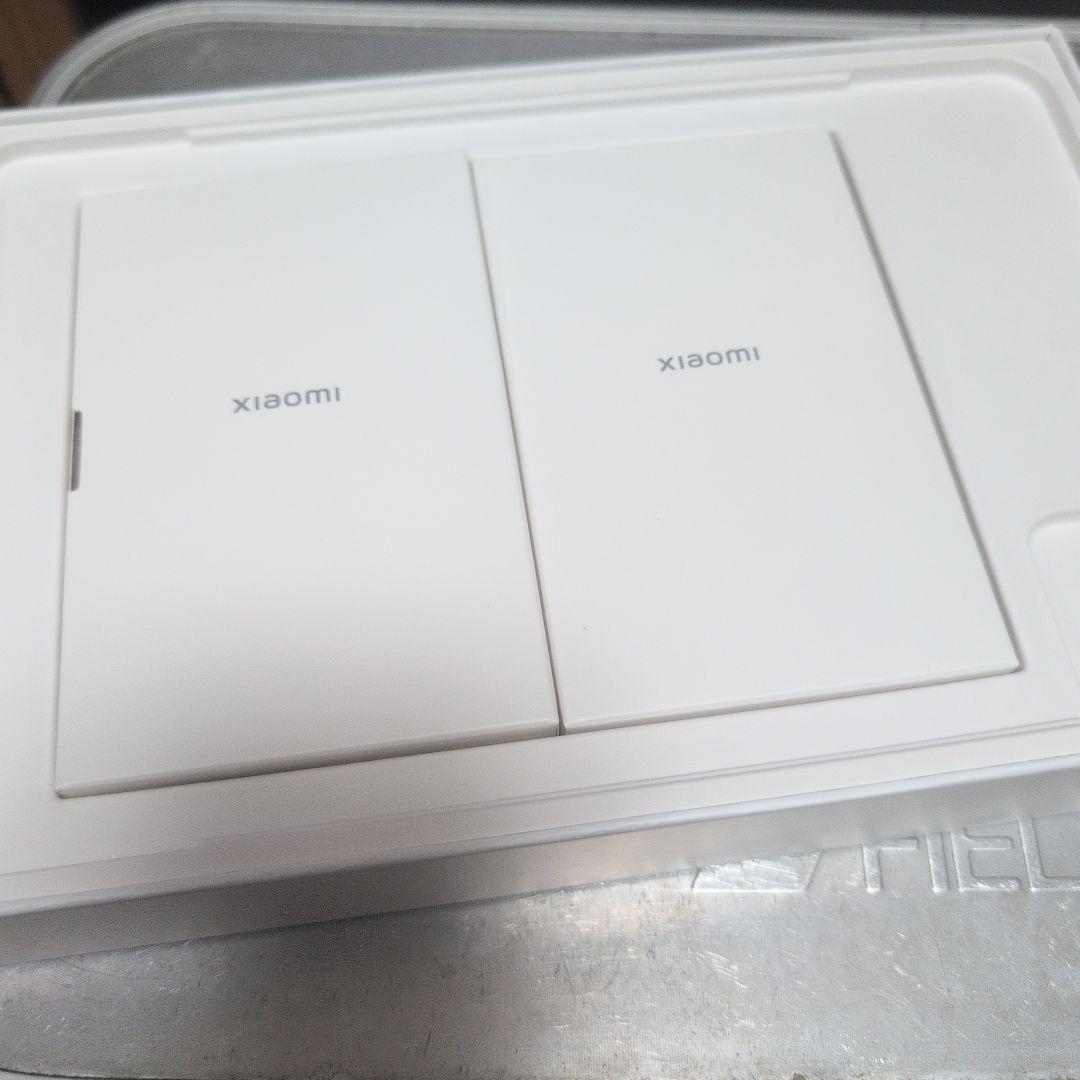 Xiaomi Pad 6 画面保護シート、ケース、充電器付き