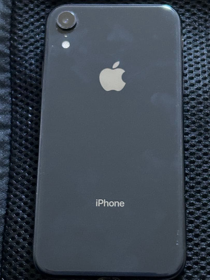 iPhone XR ブラック 本体　64GB SIMフリー