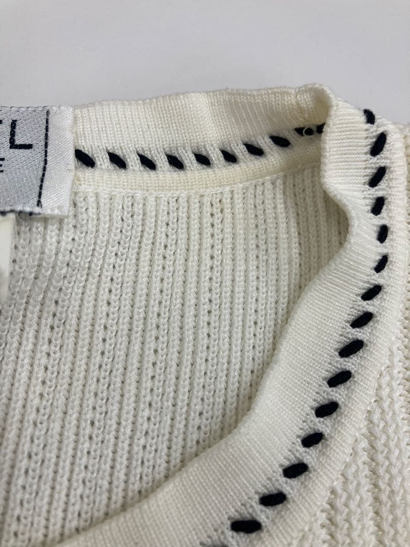 シャネルレディース ノースリーブ ニット CHANELホワイト白 【中古品】　Y