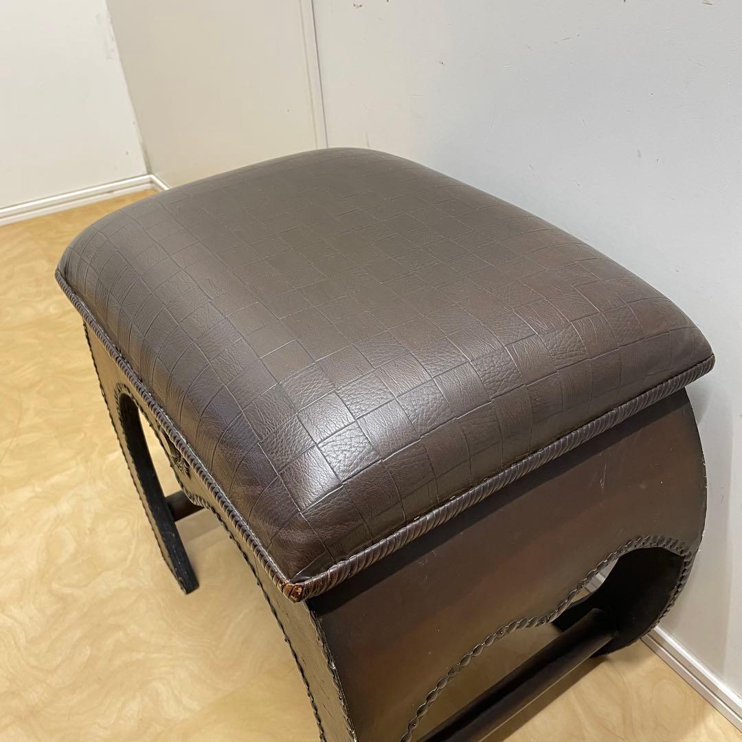 アンティーク調 スツール オットマン 鋲打ち レザー 椅子 イス 英国スタイル