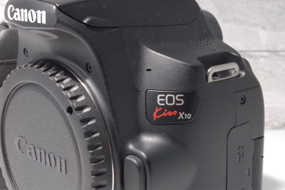 Canon EOS Kiss X10 望遠レンズ　Wi-Fi機能搭載 新品級