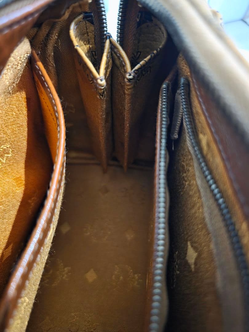 中古美品　MCM ミニボストンバッグ ブラウン