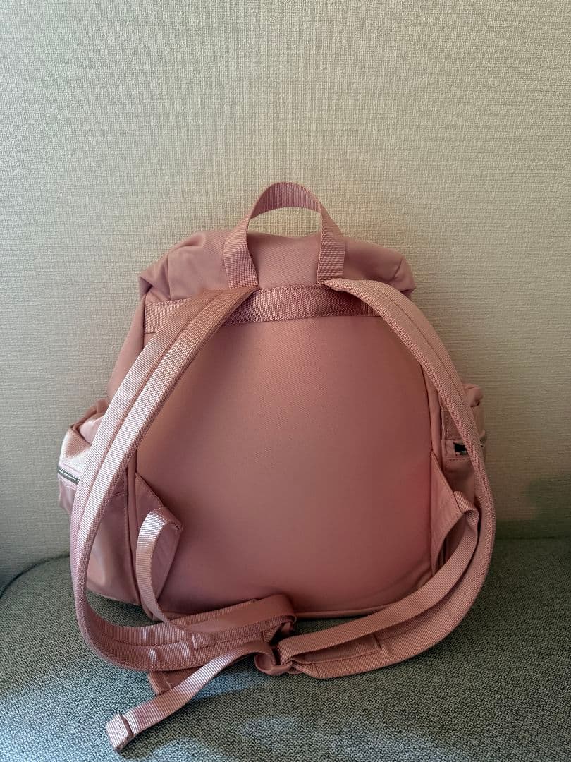 ルルレモンリュック　ピンク