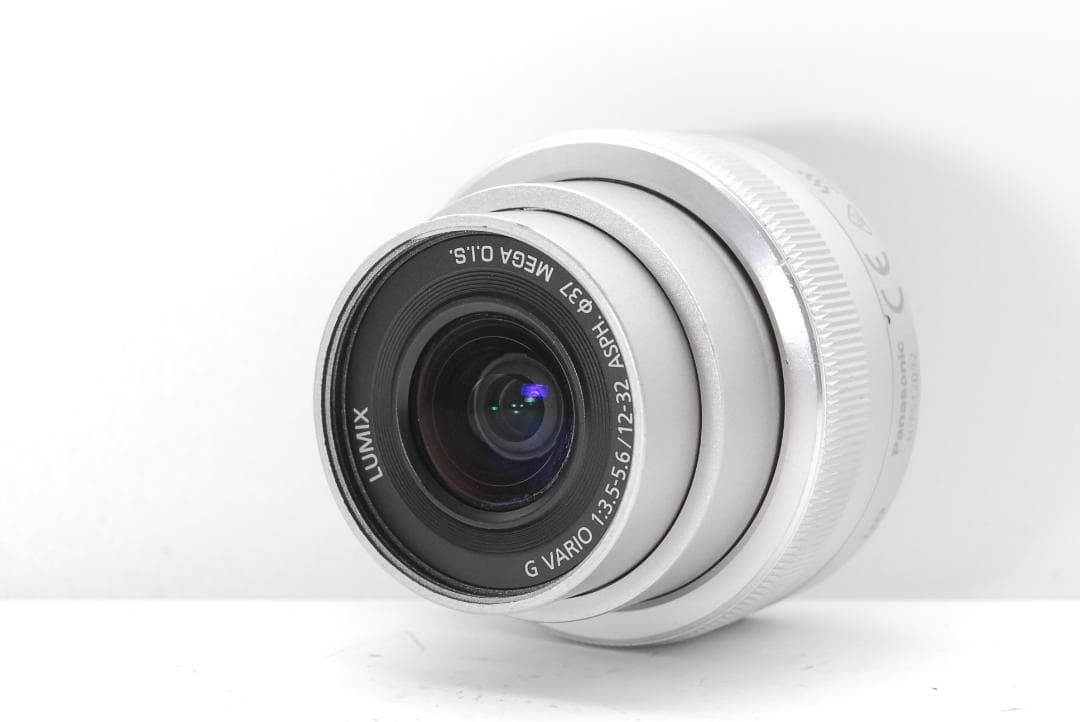 LUMIX DMC-GF7　WiFi搭載　スマホ転送　バリアングル液晶　自撮り