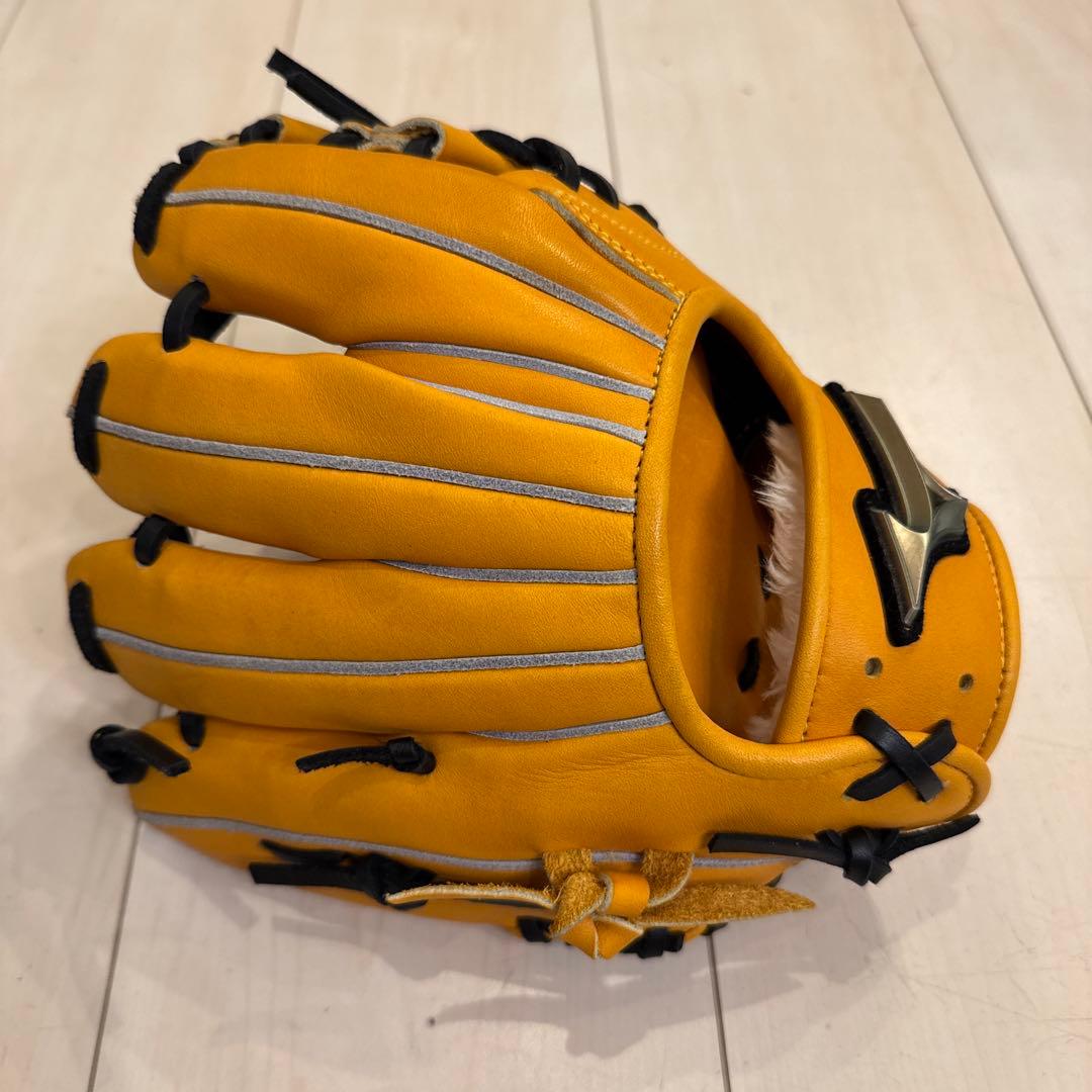 仮面ライダー様　ミズノ グローバルエリート トレーニンググラブ MMメソッド