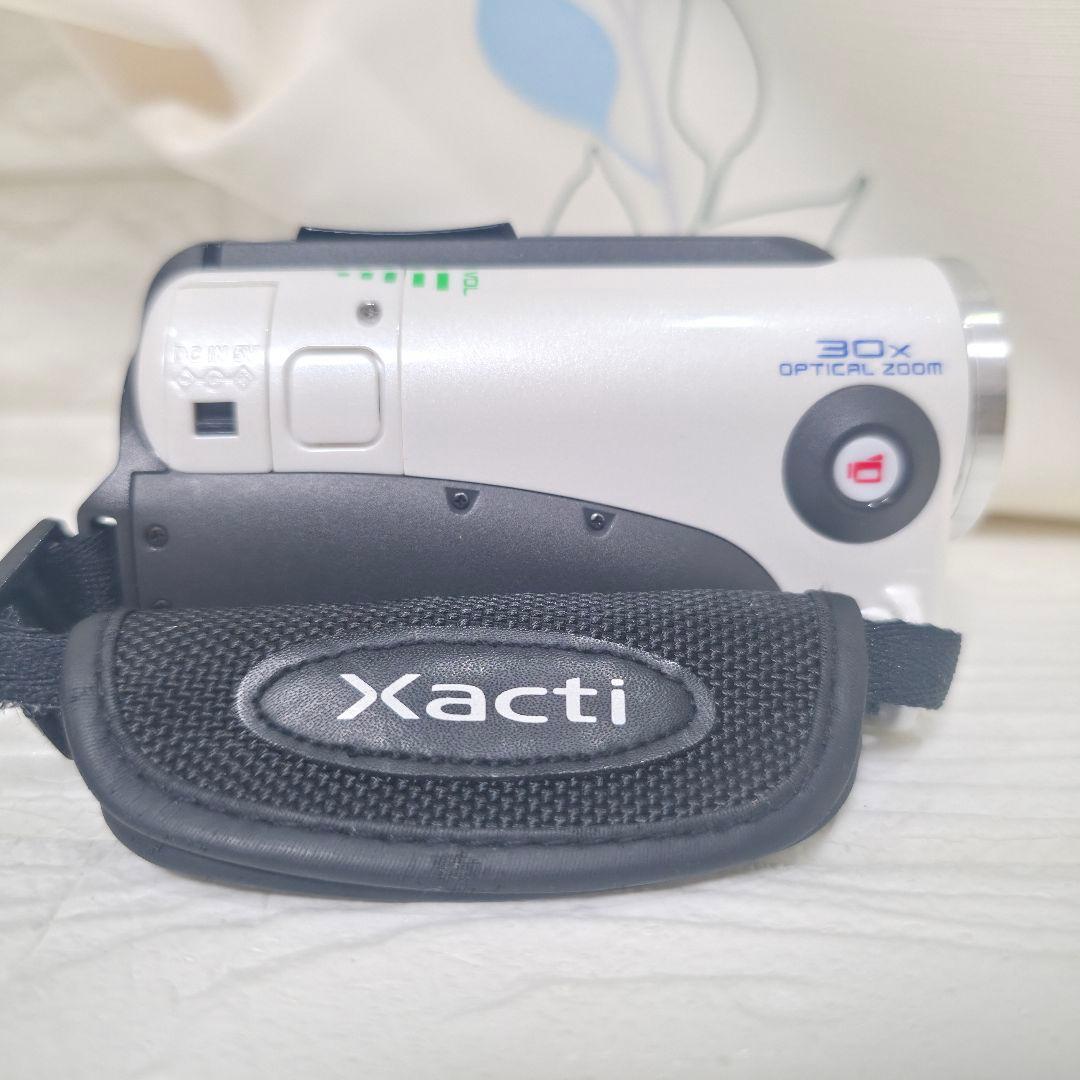 【動作確認ＯＫ】SANYO　Xacti　DMX-WH1E　防水　ハンディ【美品】