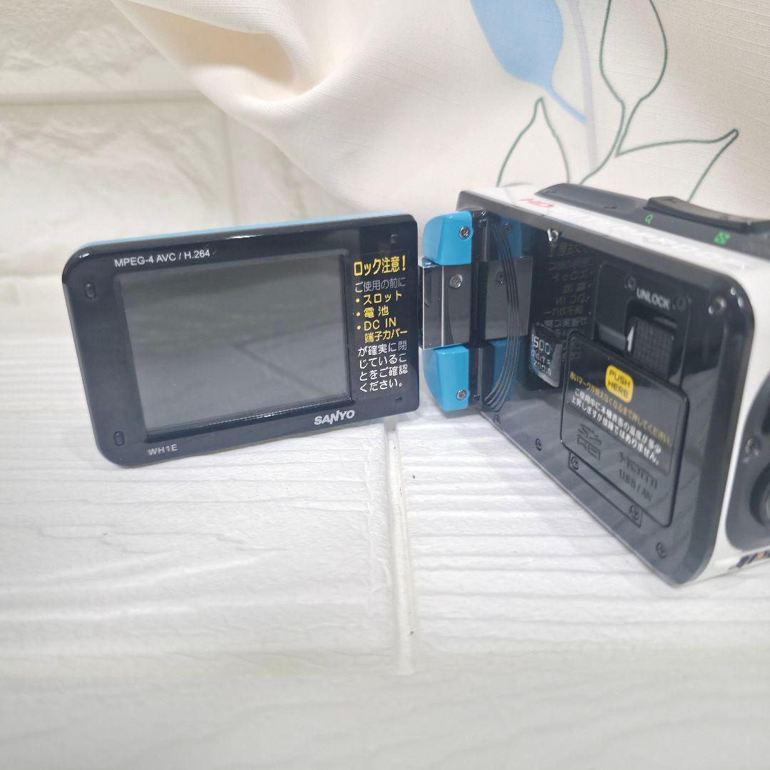 【動作確認ＯＫ】SANYO　Xacti　DMX-WH1E　防水　ハンディ【美品】