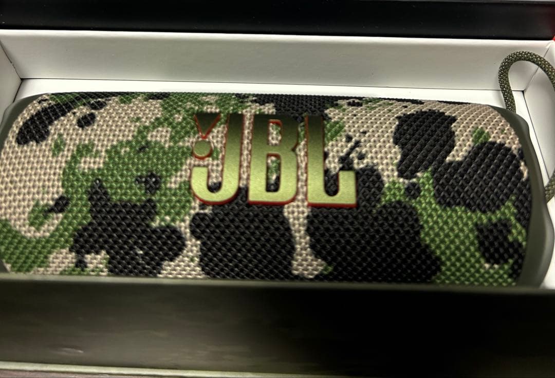 JBL FLIP6 迷彩柄 ワイヤレススピーカー