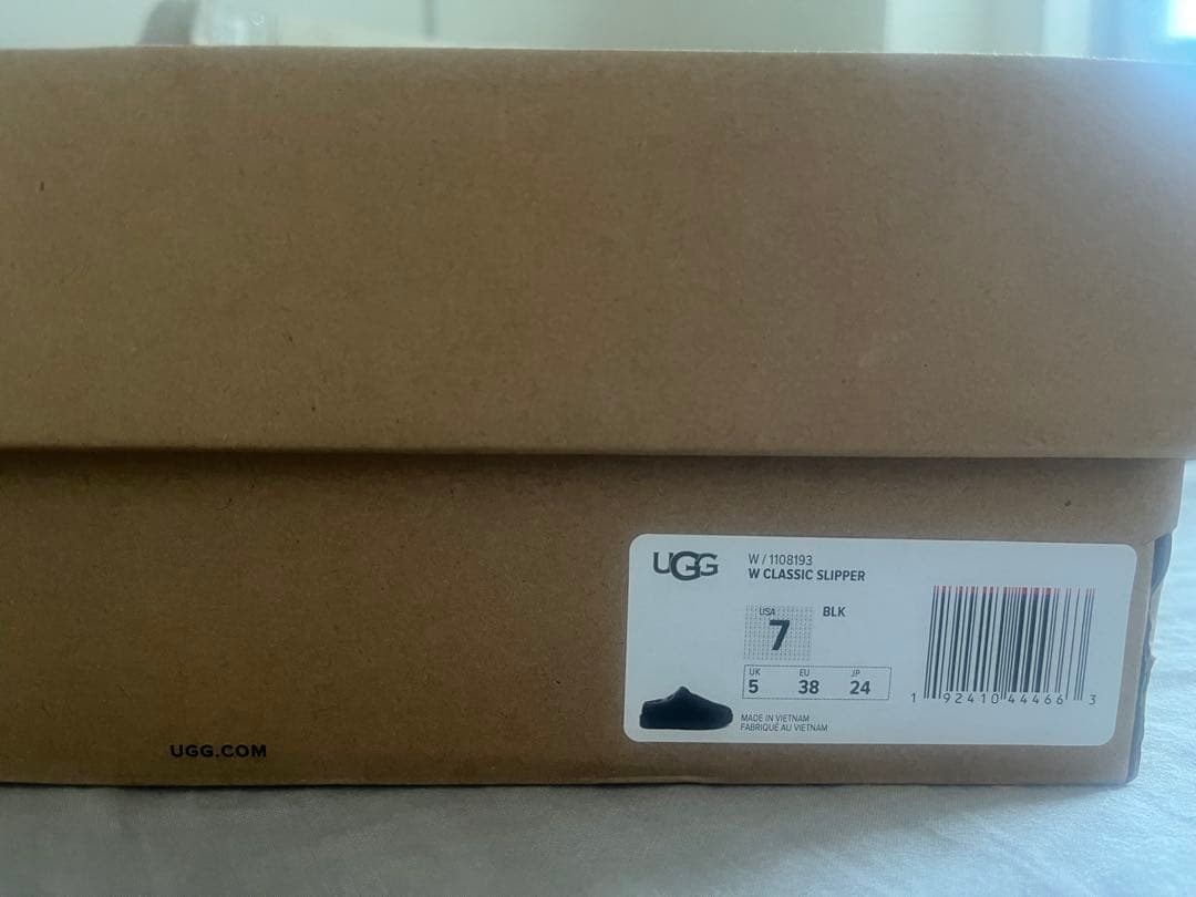 靴 UGG CLASSIC SLIPPER