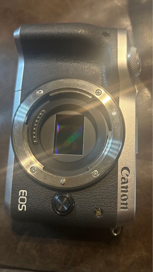 Canon ミラーレス一　EOS M6 レンズキットEF-M15-45mm