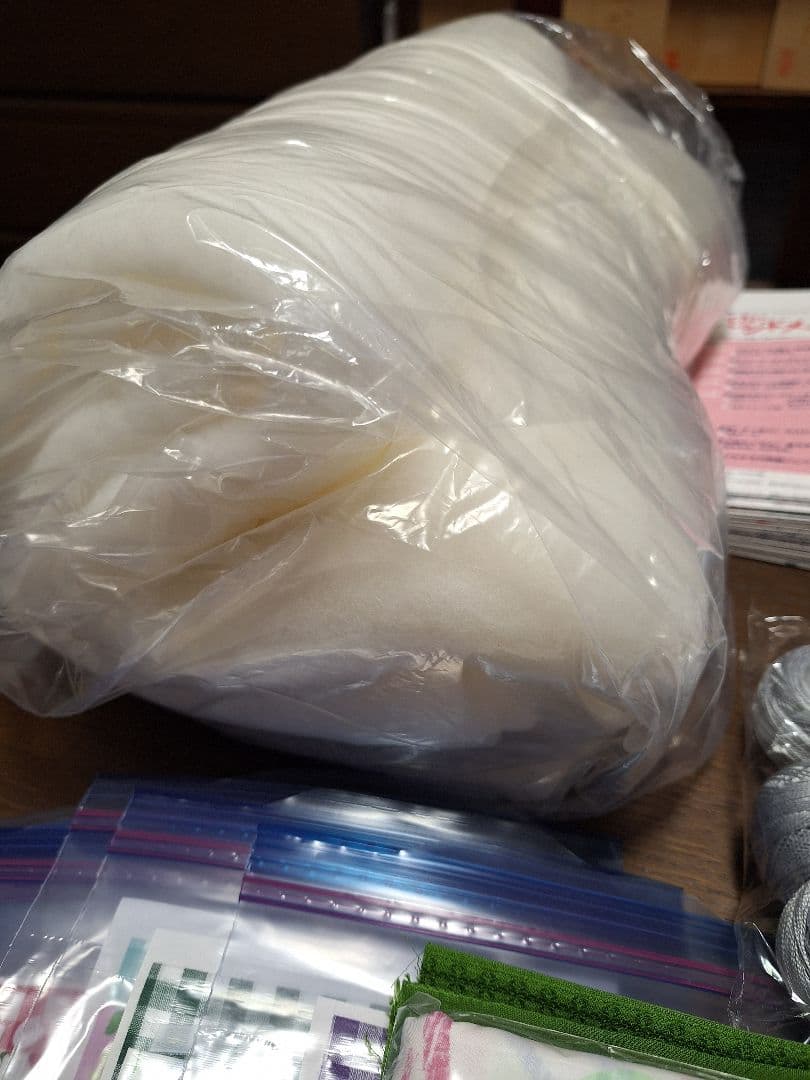 鷲沢玲子のマンスリーキルト※リンゴの木のキルト、キット